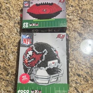 FOCO BRXLZ Tampa Bay Buccaneers Helmet and Football Set